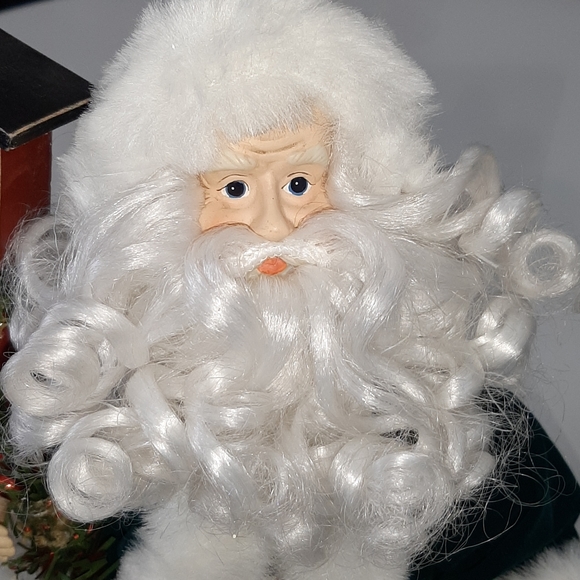 Wintertime Santa - Picture 2 of 8